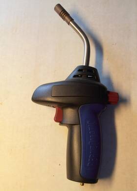 Bernzomatic 014045217743 With Trigger Ignition
