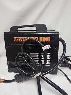57798 Chicago Electric Electic Flux Welder