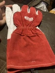 Lincol Electric Mig Welder Gloves KH849XL RN79683 Red White. Fixed Price $12.00.