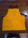 Steiner Leather Bib Apron With Adjustable Crossed Back Welding Shop. Fixed Price $29.95.