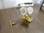 Victor Oxygen Pressure Regulator SR450D-540 0781-0527 New Surplus. Fixed Price $200.00.