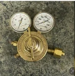Victor Oxygen Regulator Sr 450 Refurbished Condition. Fixed Price $95.00.