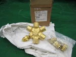 Western Enterprises MB-70 Manifold Block CGA-580 W/5 Rh Female Outlets 3000 Psig. Fixed Price $99.00.